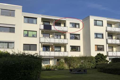 Ansicht - Etagenwohnung in 23570 Lübeck mit 80m² kaufen