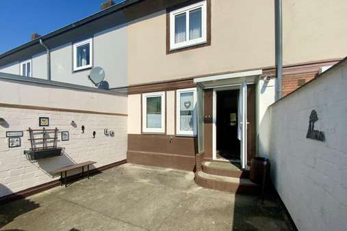 Geschützte Terrasse - Reihenmittelhaus in 23569 Lübeck mit 72m² kaufen