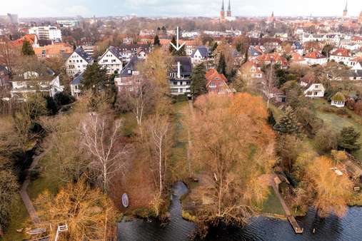 Direkter Wakenitzzugang - Erdgeschosswohnung in 23564 Lübeck mit 80m² kaufen