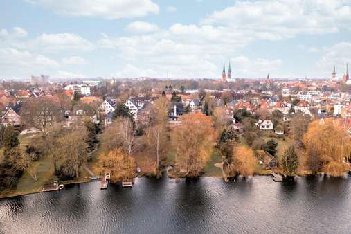 Wohnung mit Wakenitzzugang - Erdgeschosswohnung in 23564 Lübeck mit 80m² kaufen