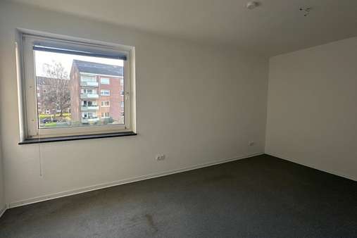 Schlafzimmer - Etagenwohnung in 23556 Lübeck mit 52m² kaufen