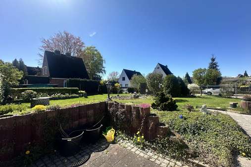 Garten Garten - Einfamilienhaus in 23554 Lübeck mit 140m² kaufen