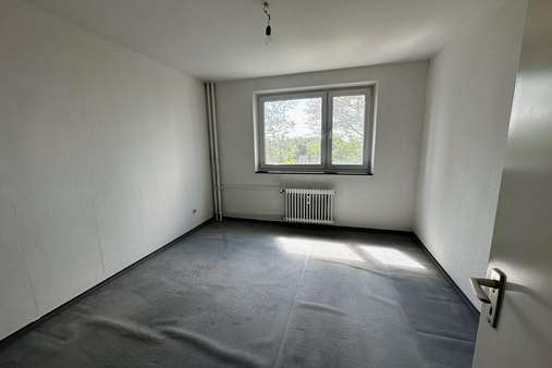 Schlafzimmer - Etagenwohnung in 23560 Lübeck mit 60m² kaufen