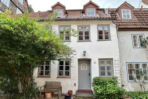 Ansicht - Reihenmittelhaus in 23552 Lübeck mit 49m² kaufen