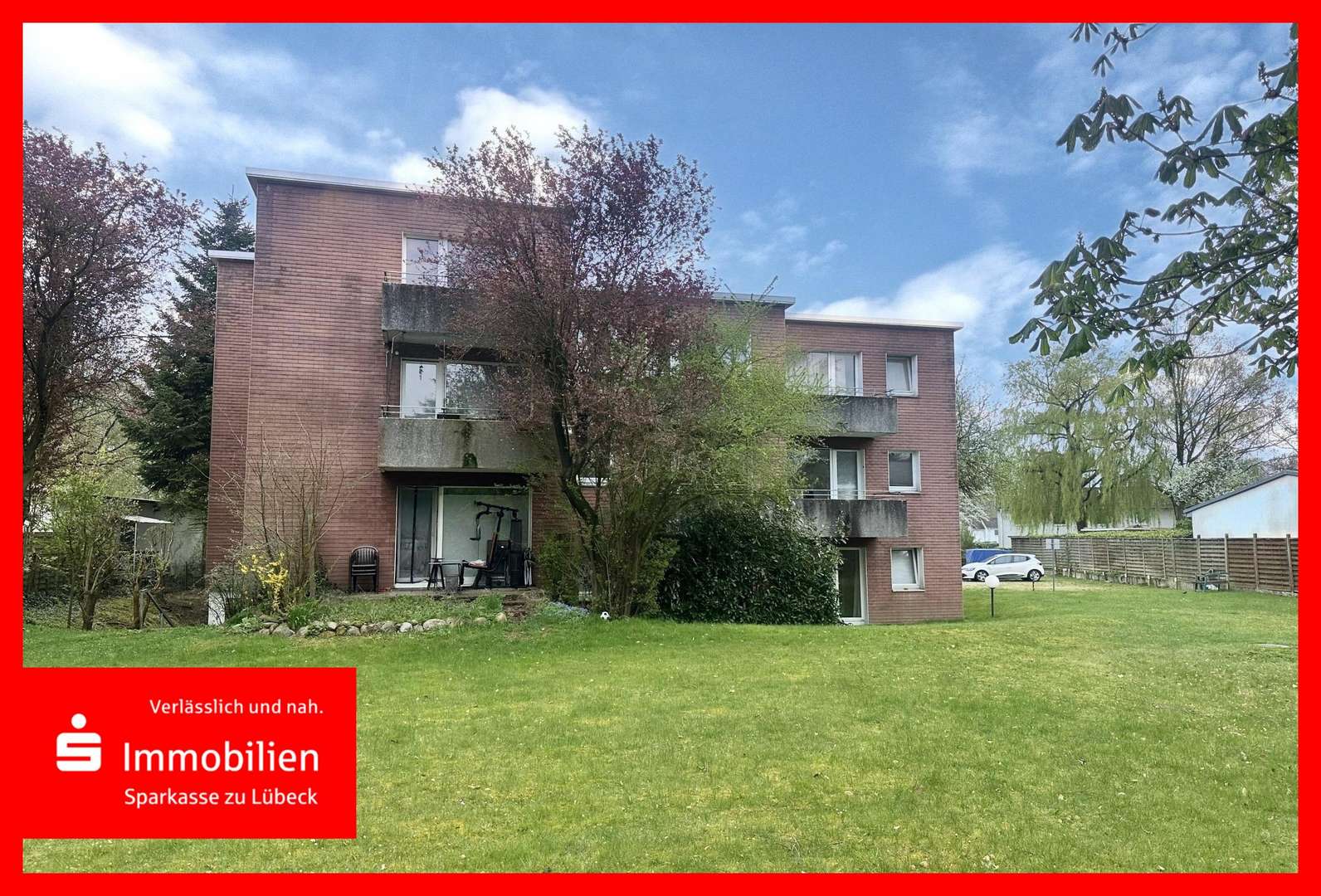 Hausansicht - Etagenwohnung in 22851 Norderstedt mit 33m² kaufen