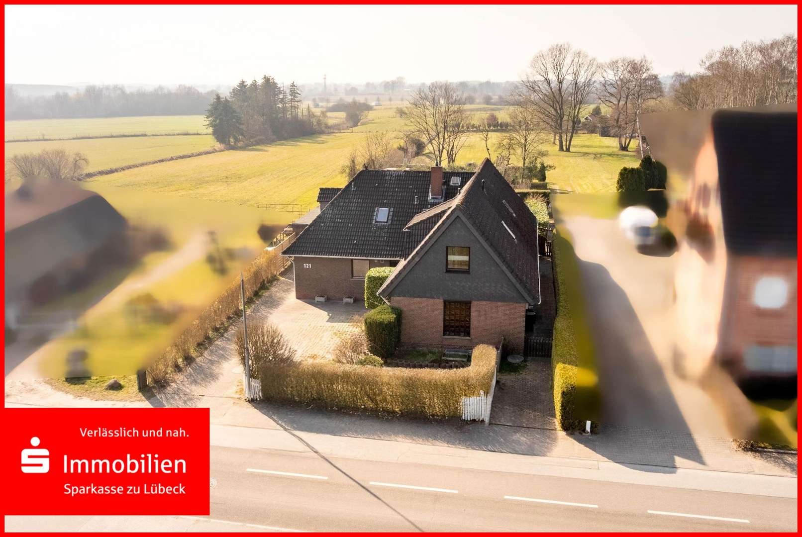 Außenansicht - Zweifamilienhaus in 23556 Lübeck, St. Lorenz Nord mit 258m² kaufen