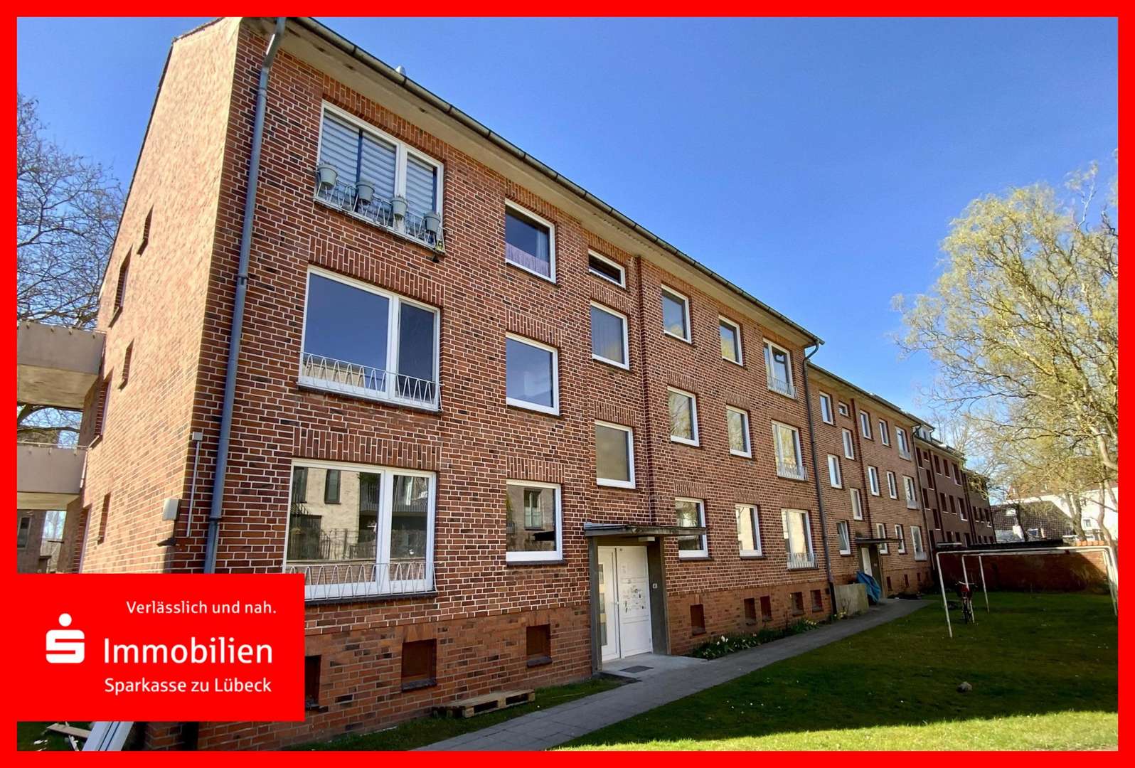 Eingangsansicht - Erdgeschosswohnung in 23562 Lübeck mit 59m² kaufen