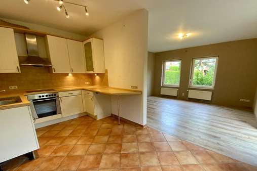 Wohnzimmer - Reihenendhaus in 23560 Lübeck mit 113m² kaufen