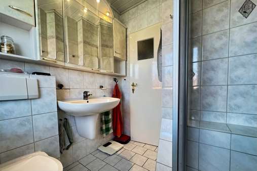 Duschbad - Reihenmittelhaus in 23554 Lübeck mit 86m² kaufen
