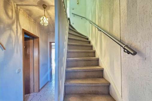 Flur - Reihenmittelhaus in 23554 Lübeck mit 86m² kaufen