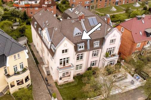 Drohnenansicht - Mehrfamilienhaus in 23566 Lübeck mit 302m² kaufen