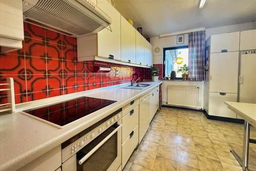 Küche - Doppelhaushälfte in 23554 Lübeck mit 173m² kaufen