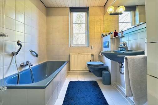 Badezimmer - Reihenendhaus in 23617 Stockelsdorf mit 96m² kaufen