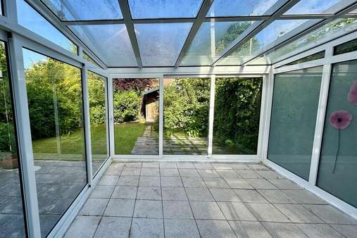 Kaltwintergarten Kaltwintergarten - Reihenendhaus in 23566 Lübeck mit 126m² kaufen