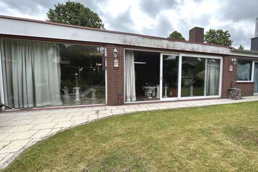 Rückwärtige Ansicht - Doppelhaushälfte in 23556 Lübeck mit 164m² kaufen