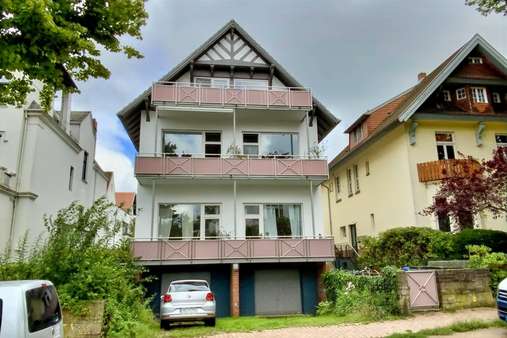 Straßenansicht - Mehrfamilienhaus in 23564 Lübeck mit 301m² als Kapitalanlage kaufen