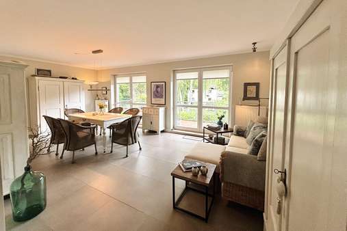 großzügiger Wohn- Essbereich großzügiger Wohn- Essbereich - Etagenwohnung in 21465 Reinbek mit 73m² kaufen