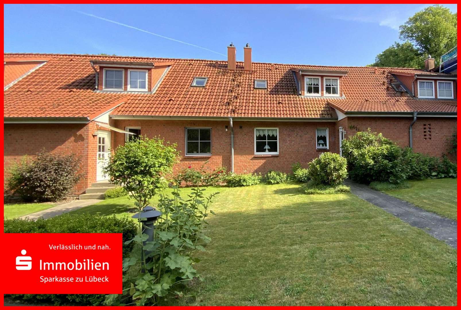Hausansicht mit Vorgarten Hausansicht mit Vorgarten - Reihenmittelhaus in 23911 Pogeez mit 88m² kaufen