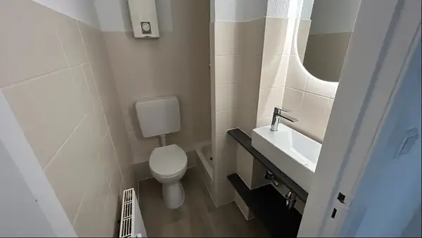 Frisch renoviert & zentral: 3-Zimmer-Wohnung mit Balkon in Lübeck