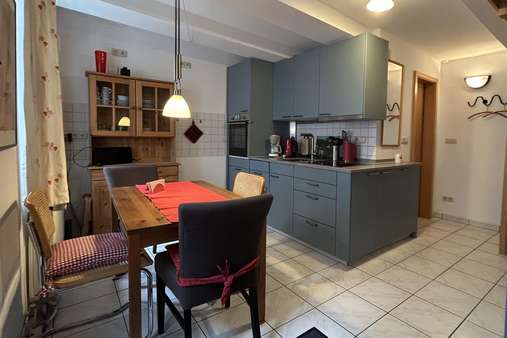 Esszimmer und Küche - Reihenmittelhaus in 23552 Lübeck mit 29m² kaufen