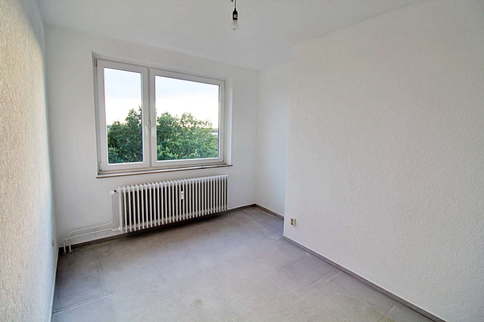 1. Kinderzimmer - Etagenwohnung in 24568 Kaltenkirchen mit 92m² günstig kaufen