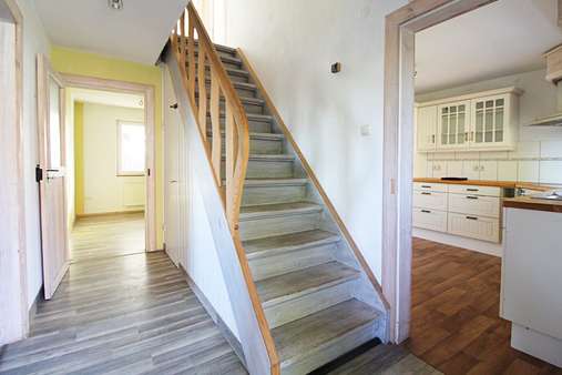 Stilvolle Holztreppe - Einfamilienhaus in 24640 Hasenmoor mit 95m² günstig kaufen