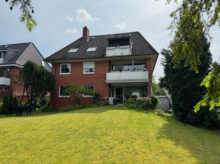 null - Zweifamilienhaus in 24539 Neumünster mit 286m² kaufen