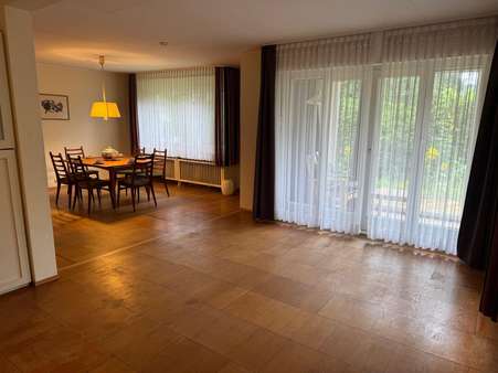 Wohn-/Esszimmer - Fertighaus in 24539 Neumünster mit 156m² kaufen