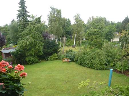 Aussicht vom Balkon - Mehrfamilienhaus in 24539 Neumünster mit 286m² kaufen