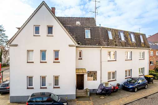 Vorderansicht - Mehrfamilienhaus in 25335 Elmshorn mit 498m² als Kapitalanlage kaufen