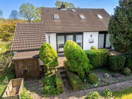 Rueckseite m. Terrasse - Einfamilienhaus in 24539 Neumünster mit 86m² kaufen