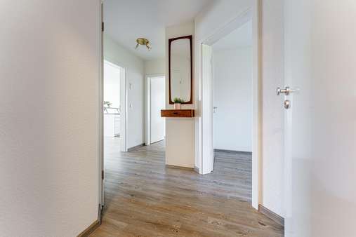 Flur Flur - Etagenwohnung in 25451 Quickborn mit 73m² kaufen