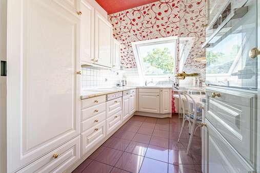 Küche - Dachgeschosswohnung in 24534 Neumünster mit 97m² kaufen