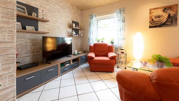 Wohnzimmer Wohnzimmer - Einfamilienhaus in 25436 Uetersen mit 182m² kaufen