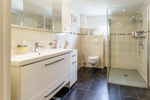 Bad Bad - Einfamilienhaus in 22844 Norderstedt mit 111m² kaufen