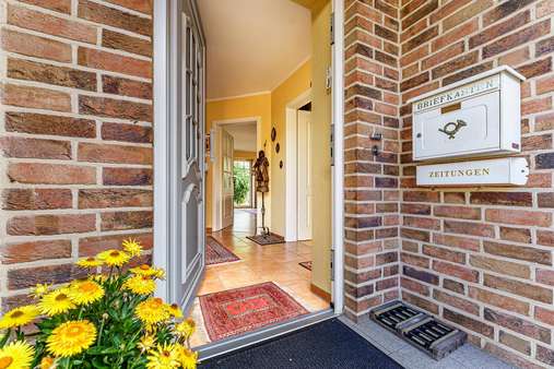 Eingang Eingang - Bungalow in 24568 Kaltenkirchen mit 94m² kaufen