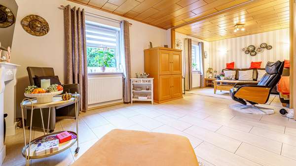 Wohnzimmer Wohnzimmer - Doppelhaushälfte in 25365 Klein Offenseth-Sparrieshoop mit 104m² kaufen