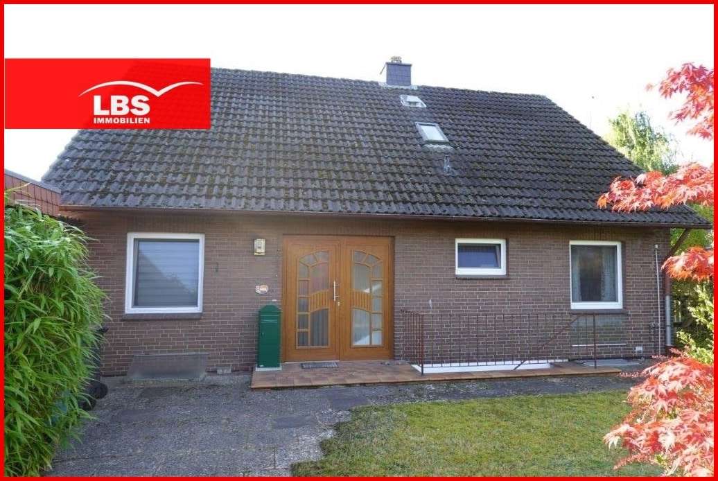 Vorderansicht Vorderansicht - Einfamilienhaus in 23795 Bad Segeberg mit 121m² kaufen