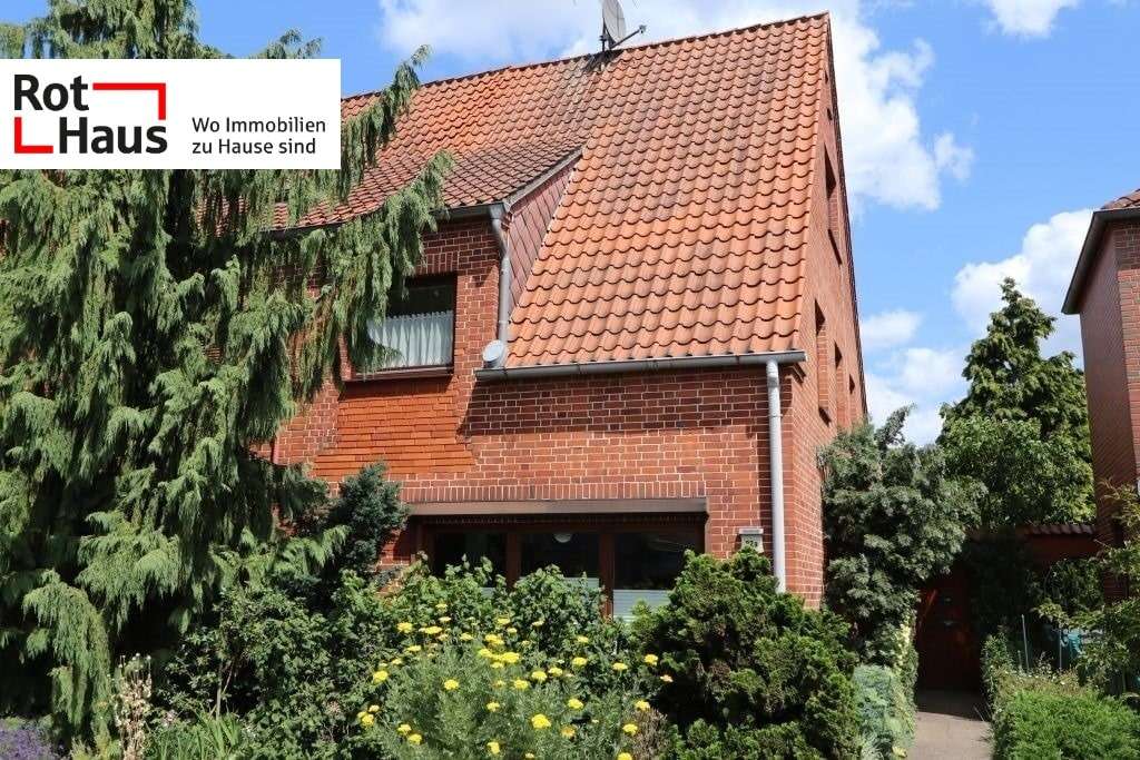 Hausansicht - Doppelhaushälfte in 23879 Mölln mit 110m² kaufen