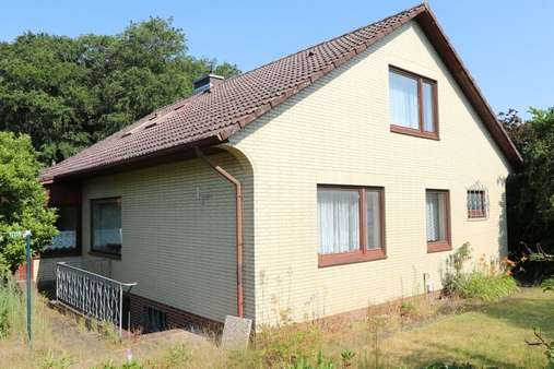 Hausansicht - Einfamilienhaus in 23879 Mölln mit 102m² kaufen