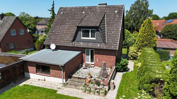 Hinteransicht Hinteransicht - Einfamilienhaus in 21526 Hohenhorn mit 147m² kaufen