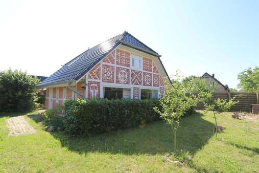 Gästehaus - Einfamilienhaus in 23911 Pogeez mit 192m² kaufen