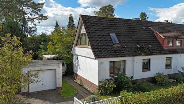 Vorderansicht Vorderansicht - Doppelhaushälfte in 21502 Geesthacht mit 115m² kaufen