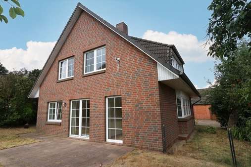 Hausansicht - Einfamilienhaus in 23881 Niendorf mit 140m² kaufen