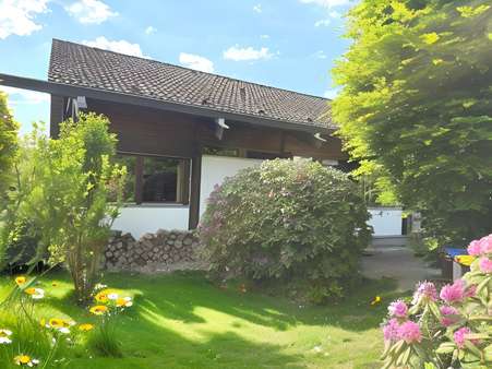 Straßenansicht - Einfamilienhaus in 23879 Mölln mit 115m² kaufen