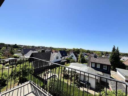 Blick vom Balkon Blick vom Balkon - Einfamilienhaus in 21502 Geesthacht mit 75m² kaufen