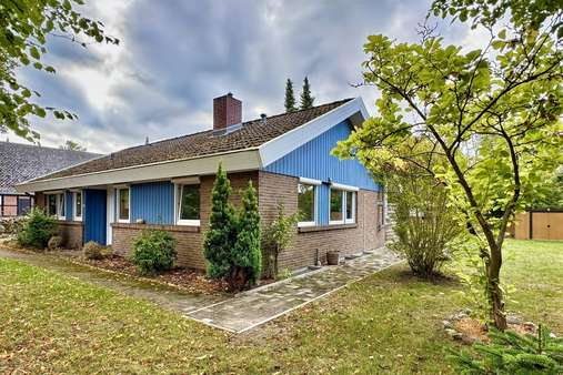 Seitenansicht - Bungalow in 23899 Gudow mit 92m² kaufen