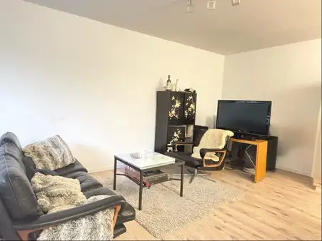 Exklusiv in Hamburgs feinster Adresse