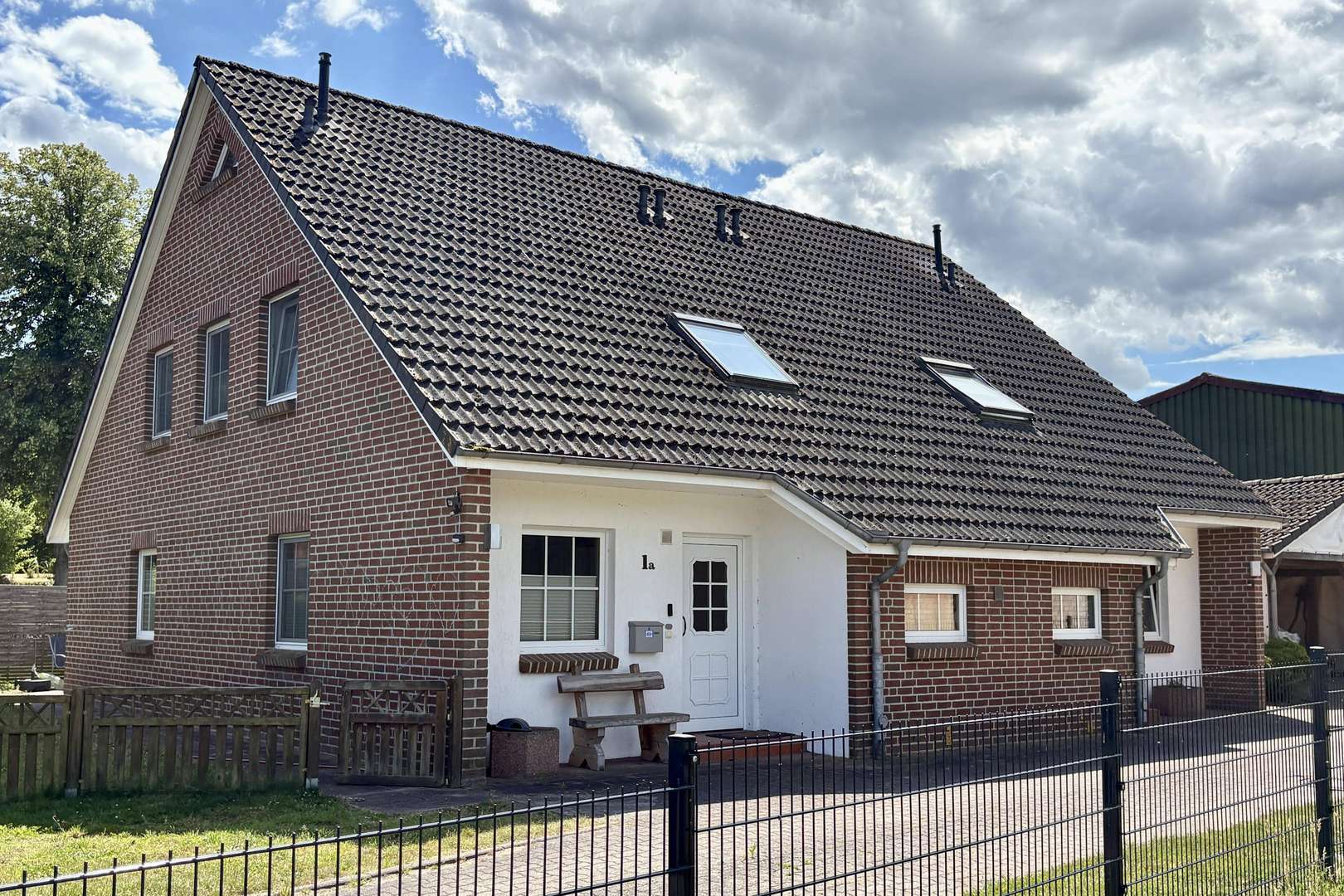 Hausansicht - Mehrfamilienhaus in 23883 Lehmrade mit 210m² als Kapitalanlage kaufen