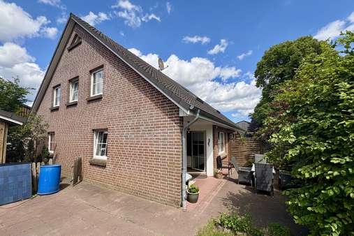 Seitenansicht - Mehrfamilienhaus in 23883 Lehmrade mit 210m² als Kapitalanlage kaufen